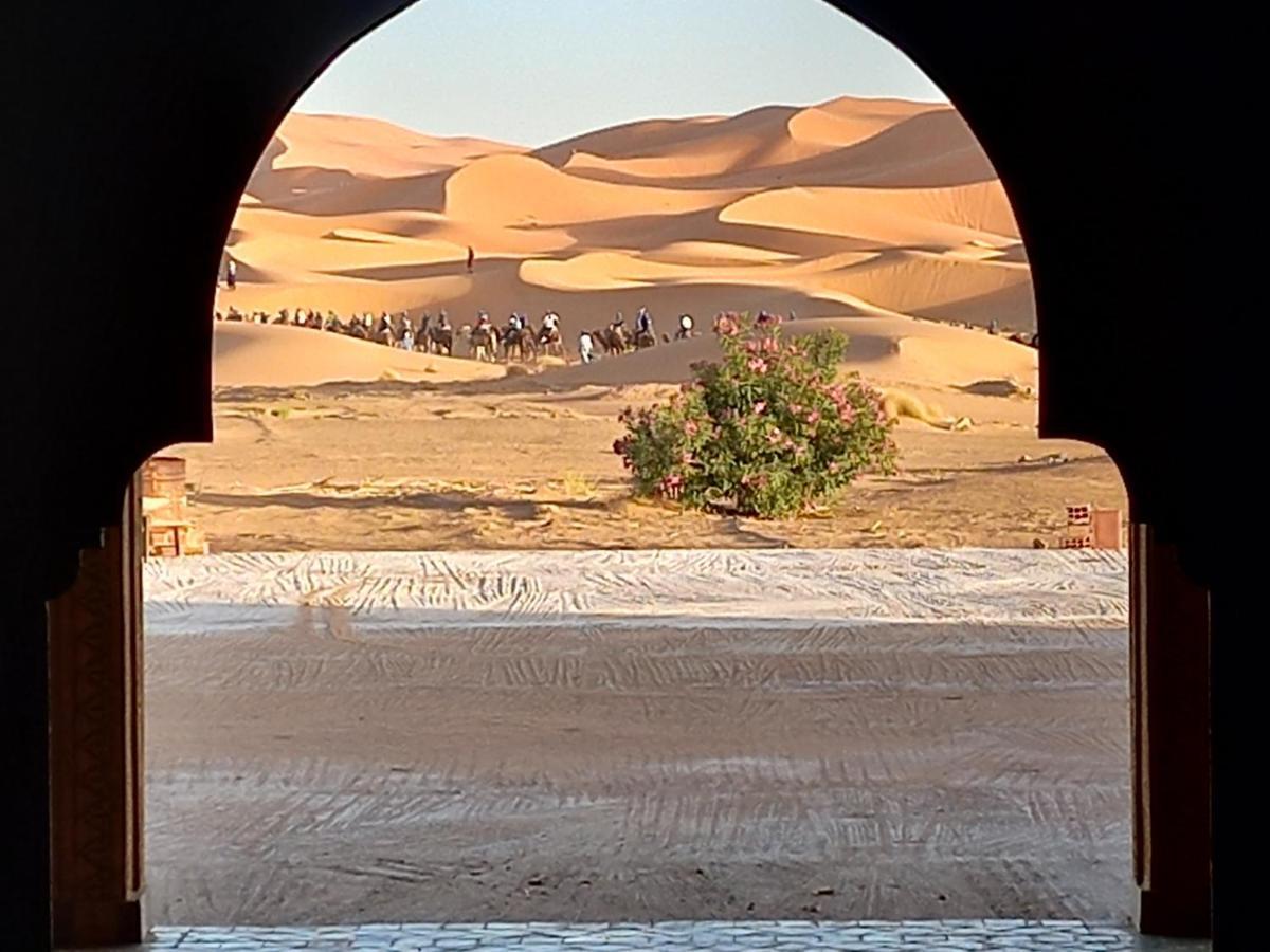 Hotel Etoile Des Dunes Merzouga Esterno foto