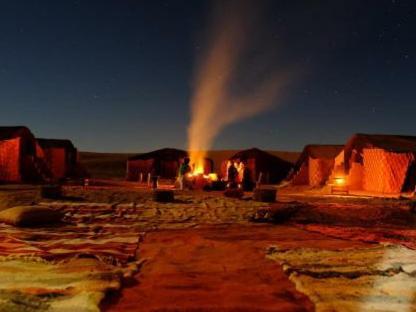 Hotel Etoile Des Dunes Merzouga Esterno foto