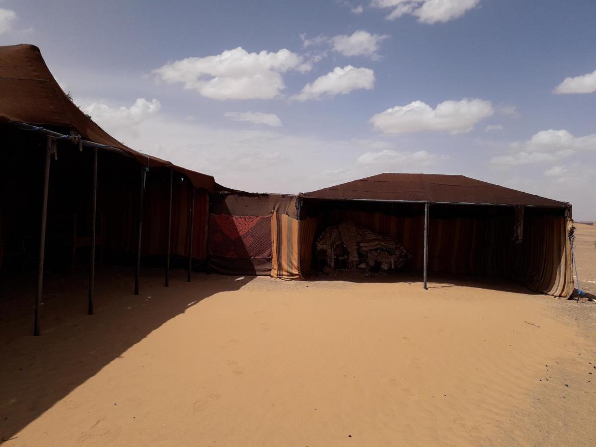 Hotel Etoile Des Dunes Merzouga Esterno foto